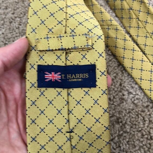 T Harris Silk Tie - Picture 3 of 4